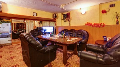 Афина на Ленинском 77