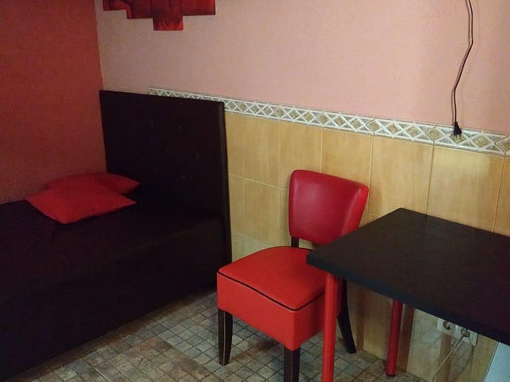 Комната на час